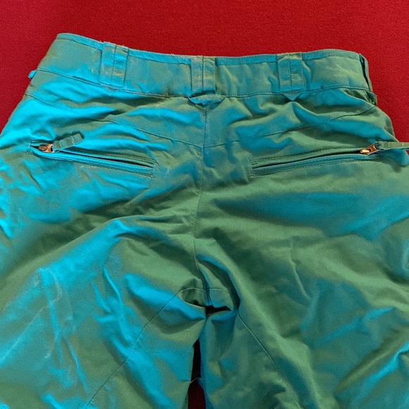 Burton Boarding Skiing Snow Pants (w zipper to jacket attachment and boot hook) - Picture 6 of 9